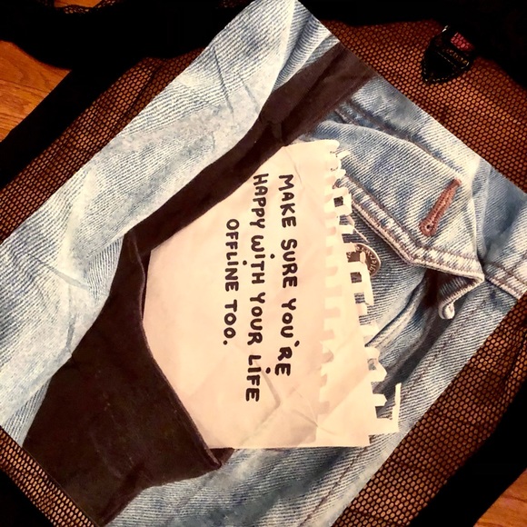 New NWT short sleeve black hooded jacket size M - Picture 7 of 14